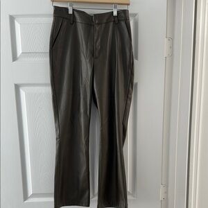 AVEC LES FILLES Women’s Faux-Leather Darted-Waist Pants